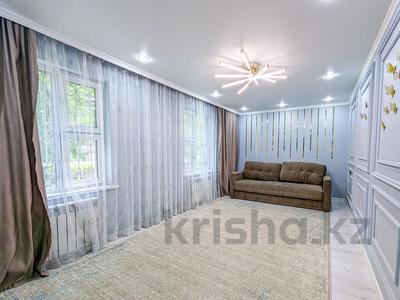 3-бөлмелі пәтер · 65 м² · 1/5 қабат, мкр Аксай-2 5, бағасы: 43 млн ₸ в Алматы, Ауэзовский р-н