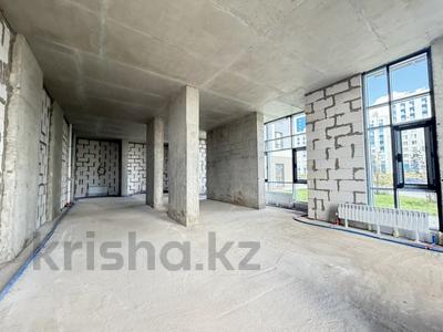 Еркін, кеңселер, дүкендер мен бутиктер, қоймалар, қоғамдық тамақтану орны, сұлулық салондары, медорталықтар мен дәріханалар, білім орталықтары, ойын-сауық · 135 м², бағасы: 108 млн ₸ в Астане, Сарайшык р-н