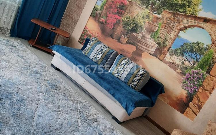 2-комнатная квартира · 50 м² · 5/9 этаж, Шакарима 15 — Валиханова за 17 000 ₸ в Семее — фото 2