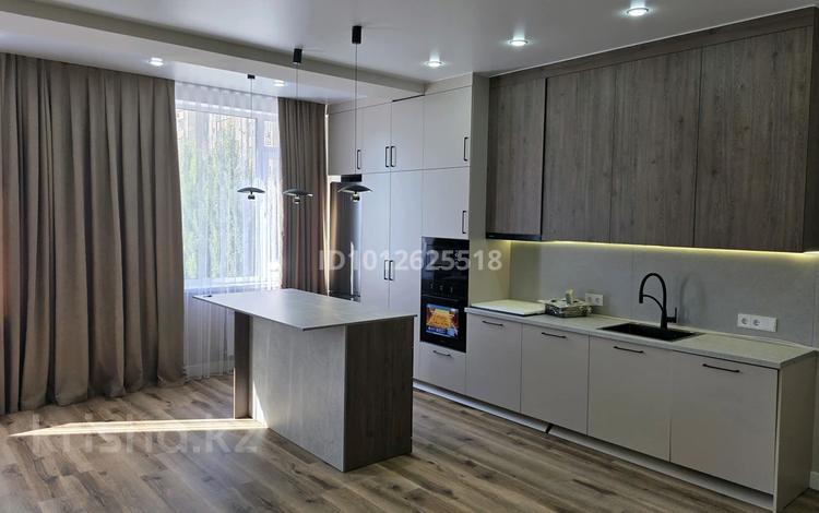 2-комнатная квартира · 76 м² · 2/9 этаж, Герцена 80 — Кабанбай батыра Герцена за 55 млн ₸ в Семее — фото 2