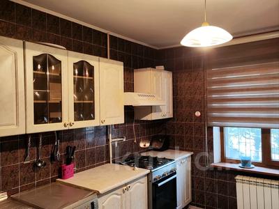 4-комнатная квартира · 85 м² · 1/5 этаж, мкр Мамыр-1 15 за 57 млн 〒 в Алматы, Ауэзовский р-н