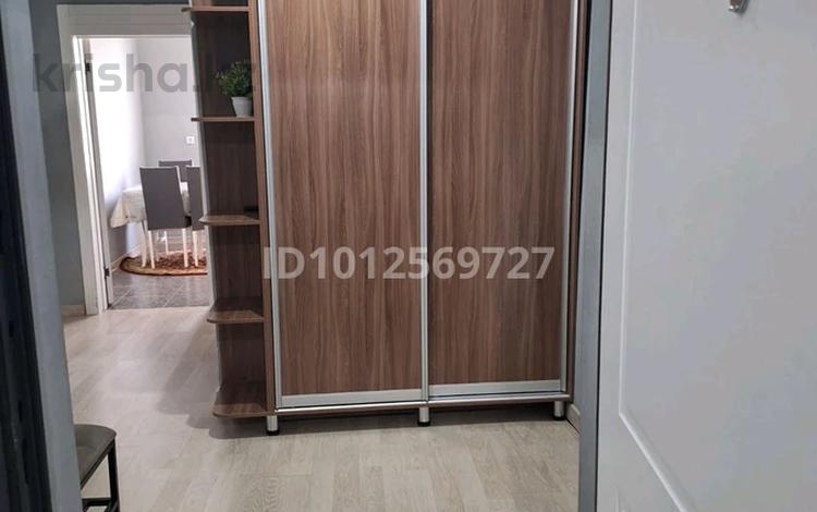 3-бөлмелі пәтер · 80 м² · 3/6 қабат, Калдаякова 25а, бағасы: 43 млн ₸ в Шымкенте, Аль-Фарабийский р-н — фото 2