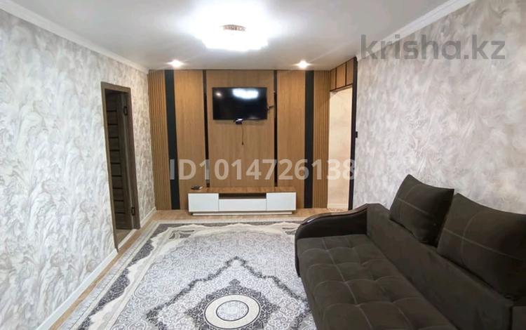 2-комнатная квартира · 64 м² · 3/5 этаж, мкр Каратау 24 за 150 000 ₸ в Таразе — фото 2