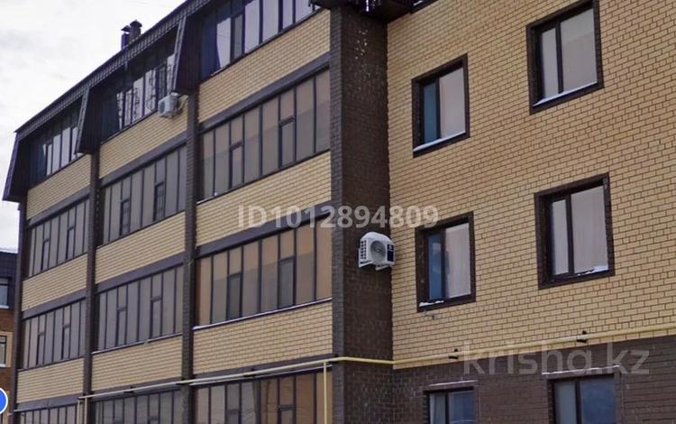 1-бөлмелі пәтер · 48.5 м² · 1/4 қабат, мкр Жана Орда, 9 мкр Кызылжарская 5/1, бағасы: 25 млн ₸ в Уральске — фото 2