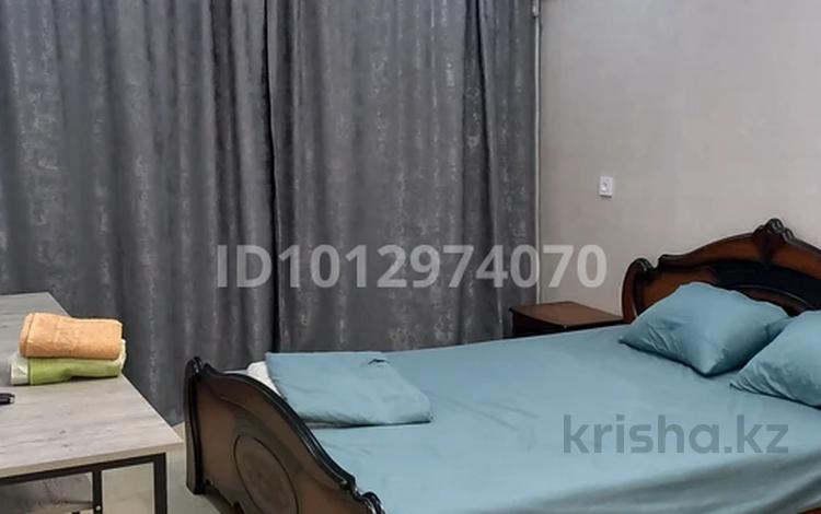 1-комнатная квартира · 40 м², мкр Кунаева 67/1 за 9 500 ₸ в Уральске — фото 2