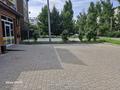 Кеңселер, дүкендер мен бутиктер · 80 м², бағасы: 300 000 ₸ в Уральске — фото 9