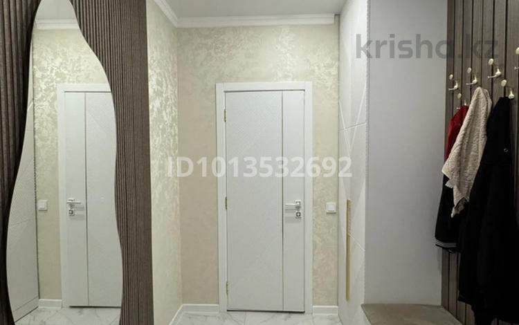 2-бөлмелі пәтер · 60 м² · 1/9 қабат, Аманжол Болекпаев 22 — ул. A-75, бағасы: 37 млн ₸ в Астане, Сарайшык р-н — фото 2