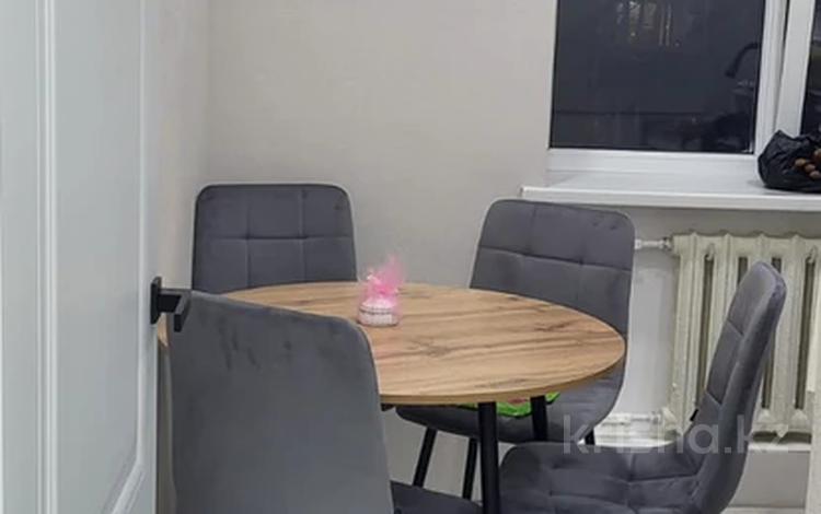 3-бөлмелі пәтер · 60 м² · 4/5 қабат, Жамбыла 79, бағасы: 15.5 млн ₸ в Уральске — фото 7