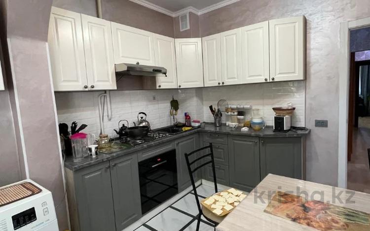 3-комнатная квартира · 72 м² · 1/9 этаж, мкр Тастак-2 за 46.5 млн ₸ в Алматы, Алмалинский р-н — фото 2