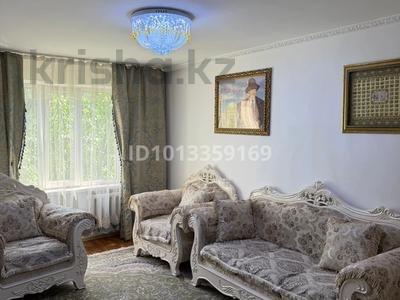 3-бөлмелі пәтер · 68 м² · 4/5 қабат, мкр Тастак-3 24 — Тургут-Озала 24, бағасы: 52.5 млн ₸ в Алматы, Алмалинский р-н