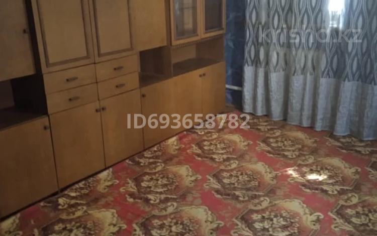 Отдельный дом · 3 комнаты · 50 м², Старый город за 70 000 〒 в Актобе — фото 6