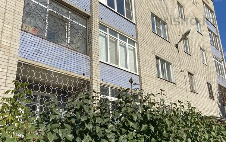 3-комнатная квартира, 80 м², 1/5 этаж, Бурова за 31 млн 〒 в Усть-Каменогорске — фото 2