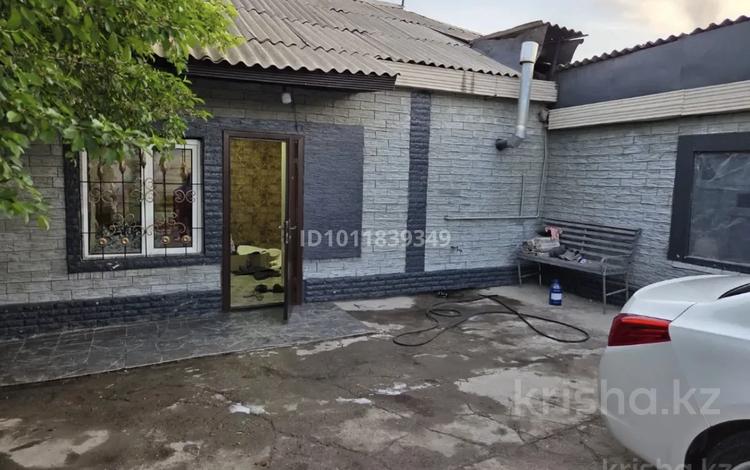 Отдельный дом · 4 комнаты · 90 м² · 5 сот., мкр Азат, Оразбаева 76 за 16 млн ₸ в Шымкенте, Енбекшинский р-н — фото 2