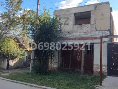 Отдельный дом · 3 комнаты · 200 м² · 6 сот., Бородина 62 за 35 млн 〒 в Костанае