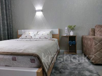 Аренда квартир посуточно в Костанайской обл.: 1-комнатная квартира · 32 м² · 4/5 этаж, 4 микрорайон — Возле 4 школы за 10 000 〒 1-комнатная квартира · 32 м² · 4/5 этаж, 4 микрорайон — Возле 4 школы за 10 000 〒 в Лисаковске