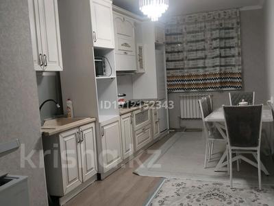 3-бөлмелі пәтер · 87 м² · 7/9 қабат, Мкр. Шымсити 49, бағасы: 200 000 ₸ в Шымкенте, Каратауский р-н