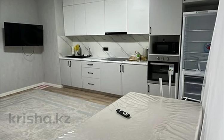 1-комнатная квартира · 55 м² · 10/12 этаж, Кайым Мухамедханов 25 за 240 000 ₸ в Астане, Нура р-н — фото 2