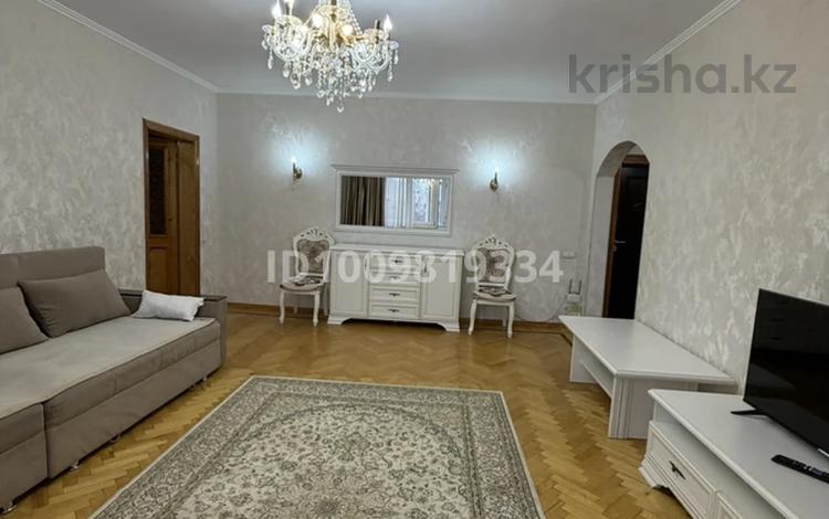 2-бөлмелі пәтер · 60 м² · 7/12 қабат, мкр Самал-2 79 — Бектурова Мендыкулова, бағасы: 20 000 ₸ в Алматы, Медеуский р-н — фото 3