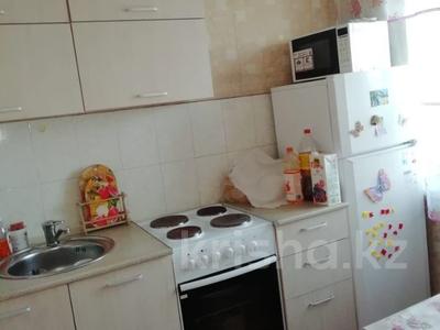 1-комнатная квартира · 30 м² · 4/4 этаж, пр. Шакарима за 10 млн 〒 в Семее