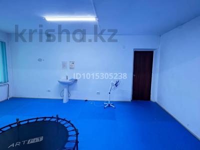 Еркін · 40 м², бағасы: 150 000 ₸ в Усть-Каменогорске