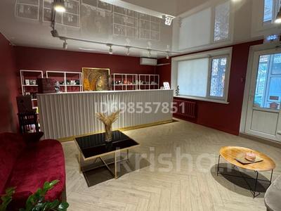 Коммерциялық жылжымайтын мүлік в Павлодарской обл.: Еркін · 50 м², бағасы: ~ 27 млн 〒 Еркін · 50 м², бағасы: ~ 27 млн 〒 в Павлодаре