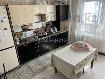 2-комнатная квартира · 75 м² · 13/16 этаж, мкр. Алмагуль 20 за 25 млн ₸ в Атырау
