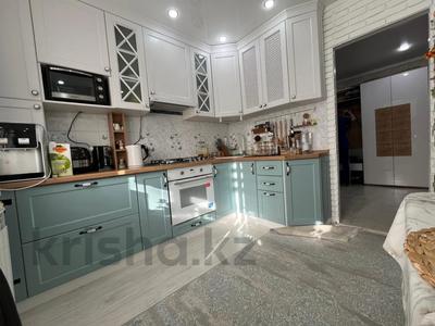 2-комнатная квартира · 54.5 м² · 2/5 этаж, марата оспанова за 22.5 млн 〒 в Актобе