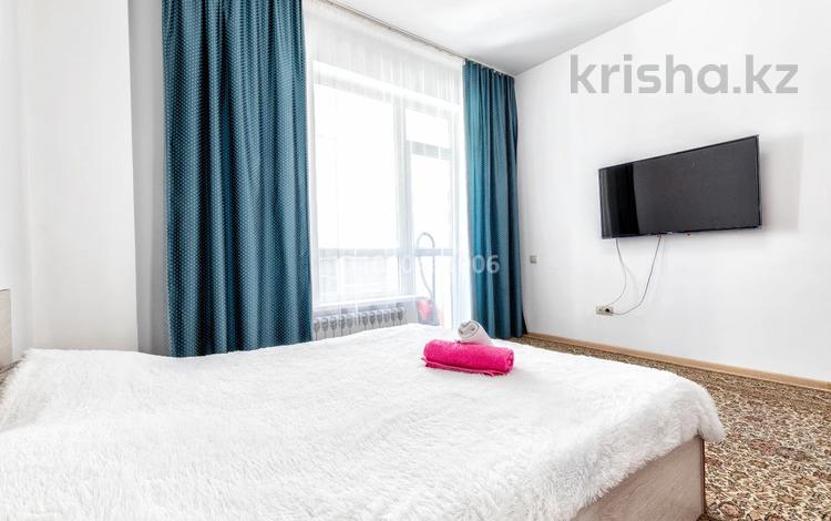 1-комнатная квартира · 45 м² · 5/7 этаж, Кабанбай батыра 60/20 за 17 000 ₸ в Астане, Есильский р-н — фото 2
