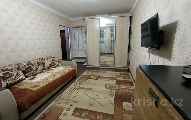 1-бөлмелі пәтер · 36 м² · 3/6 қабат, Көкжиек ш/а. 50, бағасы: 180 000 ₸ в Алматы, Жетысуский р-н — фото 2