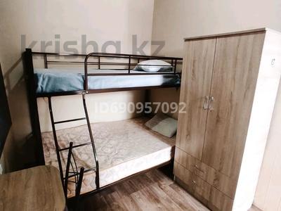 1-бөлмелі пәтер, 20 м², 1/5 қабат ай сайын, мкр Тастак-3, бағасы: 150 000 〒 в Алматы, Алмалинский р-н