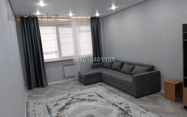 3-комнатная квартира · 84 м² · 7/9 этаж, мкр Жас Канат 1/9 за 300 000 ₸ в Алматы, Турксибский р-н — фото 2