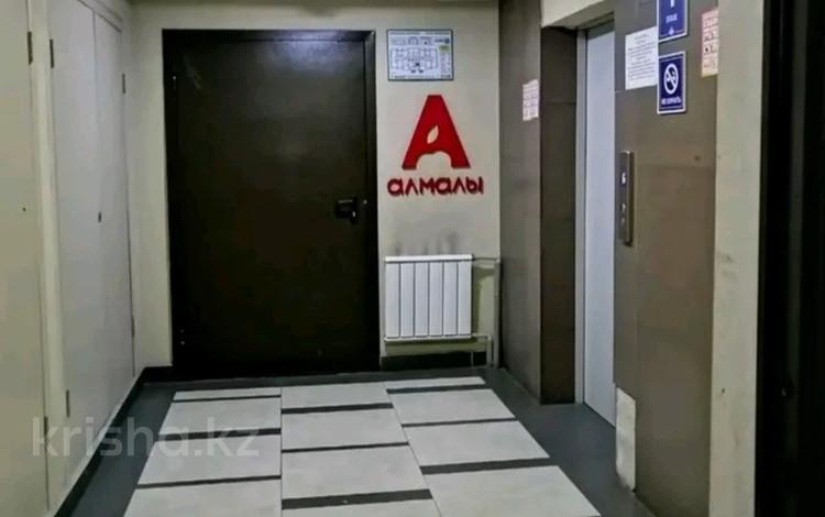 2-комнатная квартира · 59 м² · 12/12 этаж, мкр Акбулак, 1-я улица 43 за 35 млн ₸ в Алматы, Алатауский р-н — фото 2