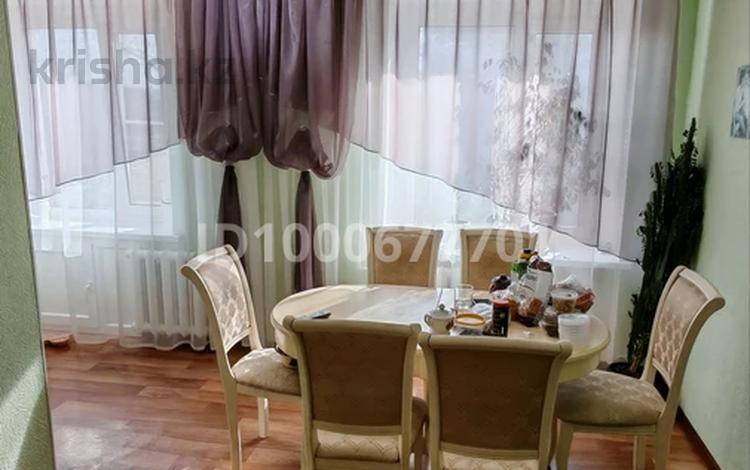3-комнатная квартира · 62.4 м² · 4/5 этаж, 50 лет октября 35 за 20 млн 〒 в Рудном — фото 2