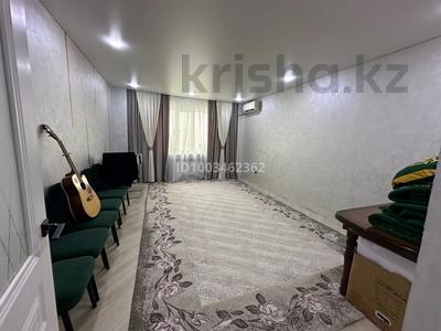 3-комнатная квартира · 87 м² · 1/5 этаж, мкр Нурсая — Апек за 32 млн 〒 в Атырау