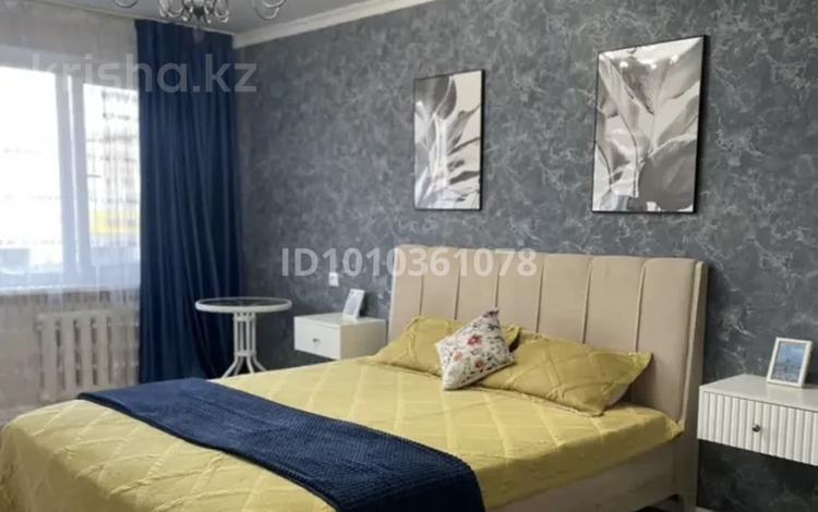 1-комнатная квартира · 32 м² · 2/4 этаж, мкр №10 20 за 12 000 ₸ в Алматы, Ауэзовский р-н — фото 2