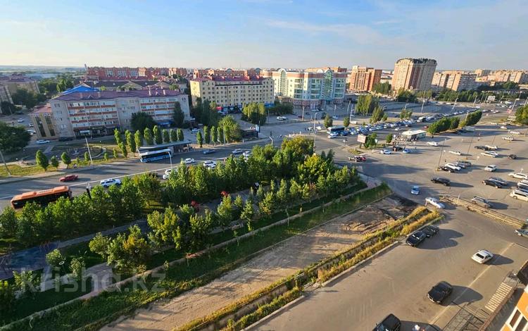 1-комнатная квартира · 33 м², Проспект Алии Молдагуловой 57г — Гипер Дина, БЦ Капитал Плаза, Кол Авто, обл. ГАИ, теннисный корт, лётн за 11 000 ₸ в Актобе — фото 2