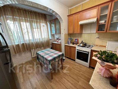 3-комнатная квартира, 72 м², 1/9 этаж, мкр Аксай-2 за 32 млн 〒 в Алматы, Ауэзовский р-н