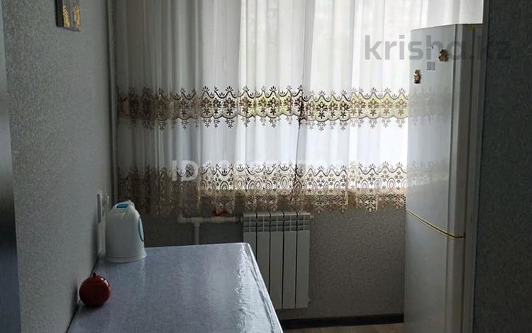 1-бөлмелі пәтер · 32 м² · 4/5 қабат, мкр Юго-Восток, Муканова 24 — Муканова, бағасы: 13.7 млн ₸ в Караганде, Казыбек би р-н — фото 2