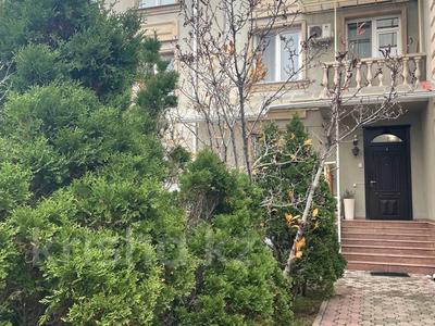 Отдельный дом · 6 комнат · 220 м² · 0.6 сот., мкр Шугыла 211/1 — Коттеджный городок Тау Самал за 1.3 млн 〒 в Алматы, Наурызбайский р-н