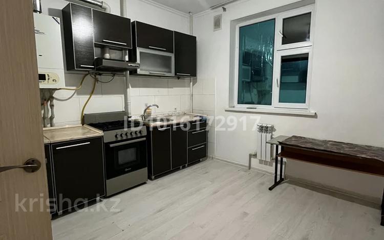 1-комнатная квартира · 46 м² · 4/5 этаж, мкр Асар-2 12/1 за 130 000 ₸ в Шымкенте, Абайский р-н — фото 2