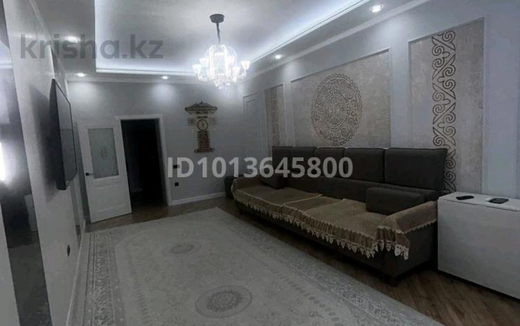 3-комнатная квартира · 91 м² · 2/13 этаж, мкр Юго-Восток, Букетова 3 за 62 млн ₸ в Караганде, Казыбек би р-н — фото 2