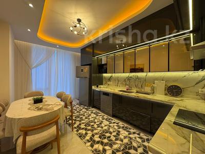 4-комнатная квартира · 200 м² · 5/13 этаж, Mahmutlar, Sinan Paşa Cd. за 1.2 млн 〒 в Аланье