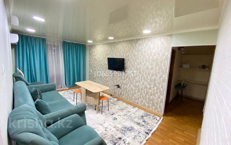 3-комнатная квартира · 60 м² · 3/5 этаж, Жангелдина 1 Б — Айбергенова за 15 000 ₸ в Шымкенте, Аль-Фарабийский р-н — фото 2
