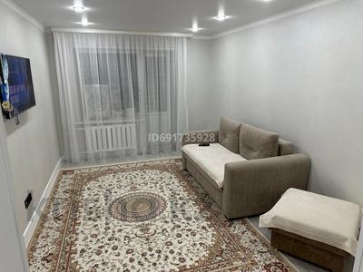 3-комнатная квартира · 55 м² · 3/5 этаж, Абая 80/1 за 22.6 млн 〒 в Астане, р-н Байконур