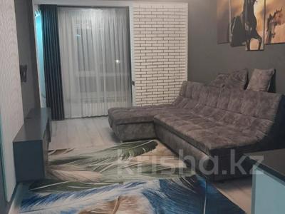 2-комнатная квартира, 70 м², 2/10 этаж помесячно, Катаева 218 — Розыбакиева за 500 000 〒 в Алматы