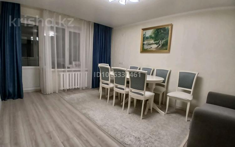 1 бөлме · 60 м² · 2/5 қабат, Аманжолова 49/1, бағасы: 60 000 ₸ в Уральске — фото 2