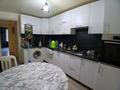 1 бөлме · 60 м² · 2/5 қабат, Аманжолова 49/1, бағасы: 60 000 ₸ в Уральске — фото 6