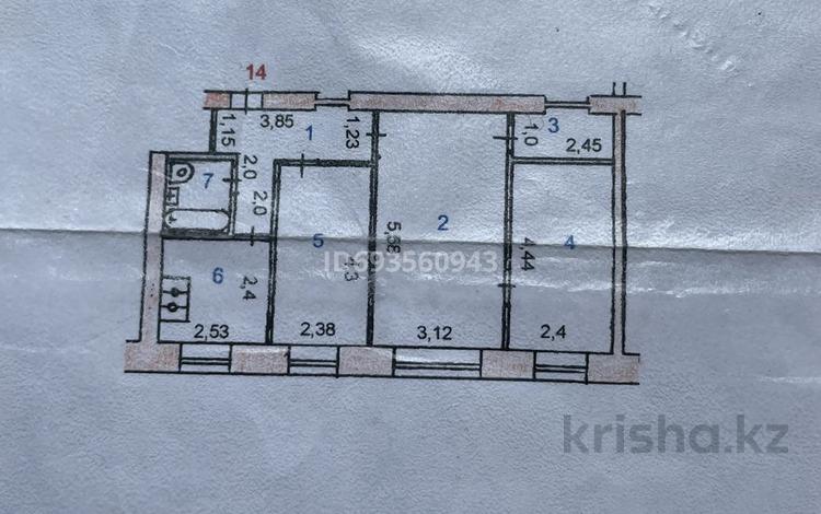 3-комнатная квартира, 56 м², 1/3 этаж, Тохтарова 99 за 18 млн 〒 в Усть-Каменогорске — фото 2