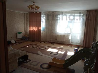 3-комнатная квартира · 99.7 м² · 3/9 этаж, Ткачева 12 за 45 млн 〒 в Павлодаре