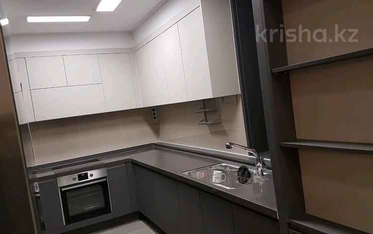 3-комнатная квартира · 145 м² · 21/23 этаж, Нажмеденова за 650 000 ₸ в Астане, Есильский р-н — фото 25